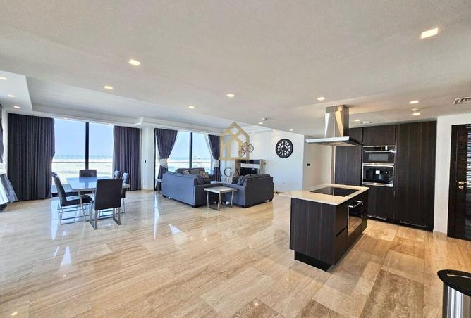 992672 - Property Image 2