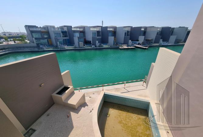946501 - Property Image 2