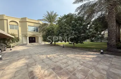 فيلا - 4 غرف نوم - 5 حمامات للايجار في توبلي - المحافظة الوسطى