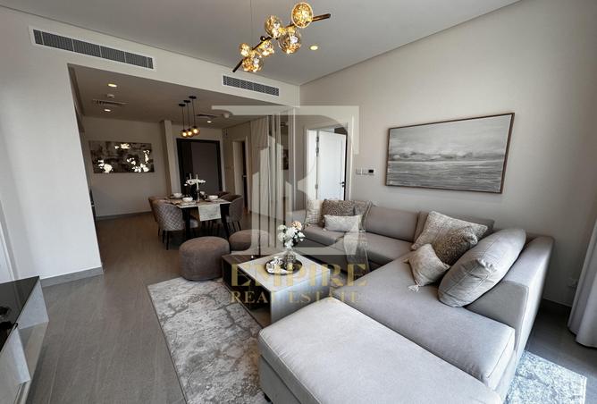 977087 - Property Image 2