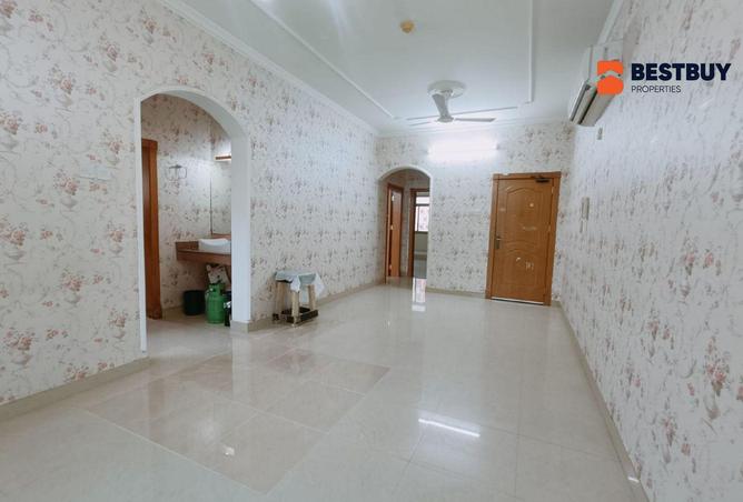 954551 - Property Image 3