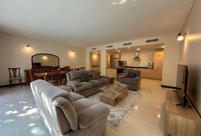 962489 - Property Image 2
