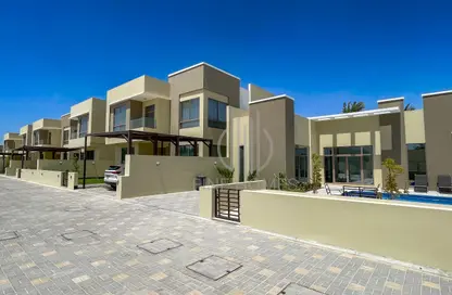 Villa - 4 Bedrooms - 5 Bathrooms for rent in Janabiya - Northern Governorate