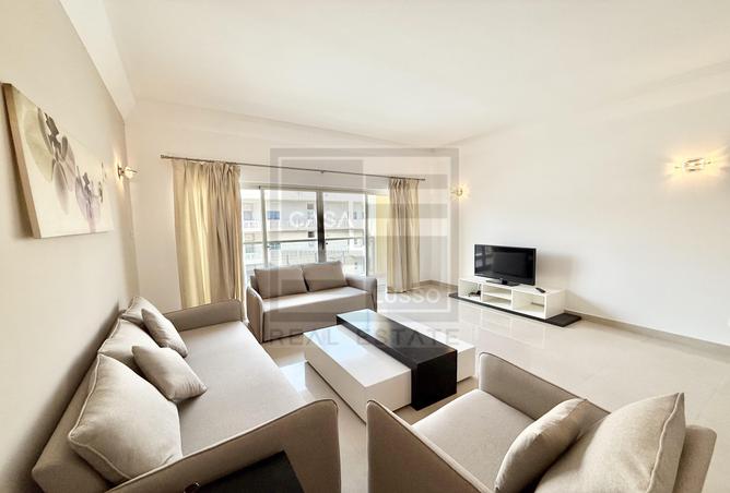 952451 - Property Image 2