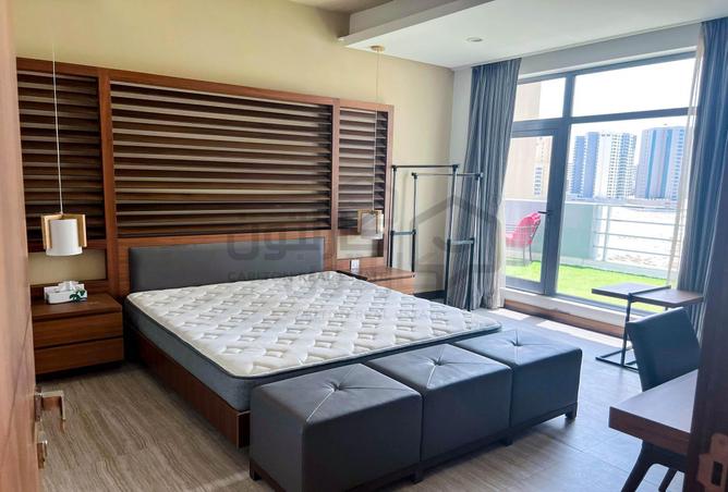 757671 - Property Image 2