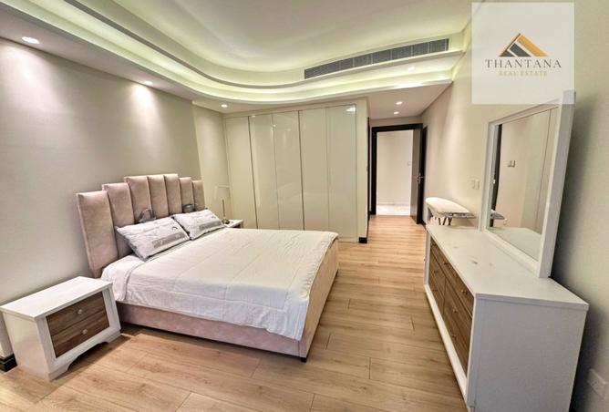 985332 - Property Image 2