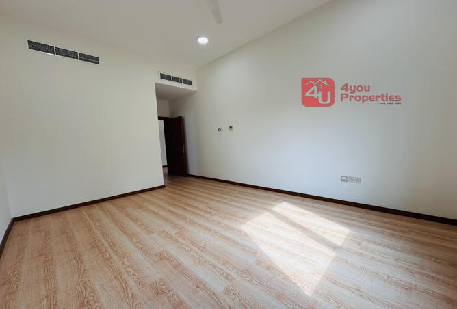 977845 - Property Image 3