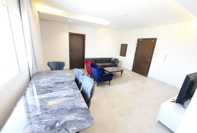 972386 - Property Image 2