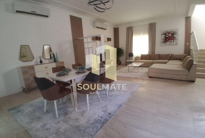 987539 - Property Image 2