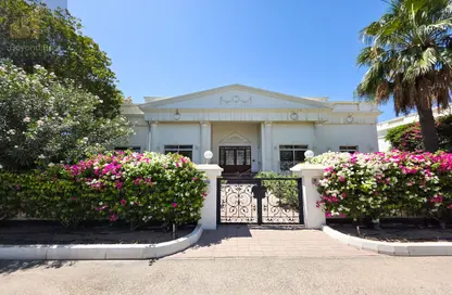 Villa - 4 Bedrooms - 4 Bathrooms for rent in Saar - Northern Governorate