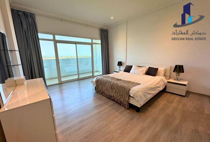 978400 - Property Main Image