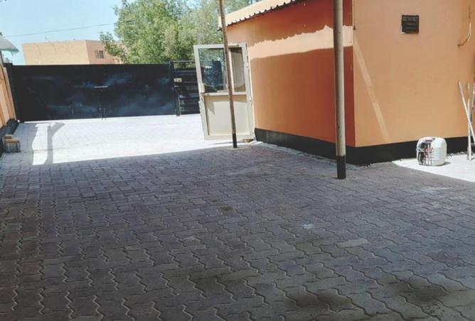 978297 - Property Image 3