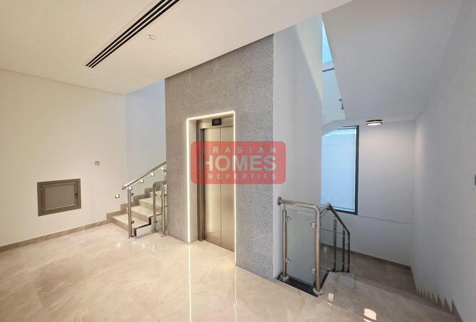 959317 - Property Image 2