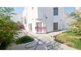 Villa - 5 bedrooms - 6 bathrooms for rent in Adliya - Manama - Capital Governorate Villa - 5 bedrooms - 6 bathrooms for rent in Adliya - Manama - Capital Governorate