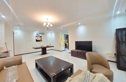 Apartment - 2 Bedrooms - 2 Bathrooms for rent in Saar - Northern Governorate