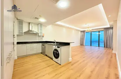 Apartment - 2 Bedrooms - 3 Bathrooms for rent in Reef Island - Capital Governorate