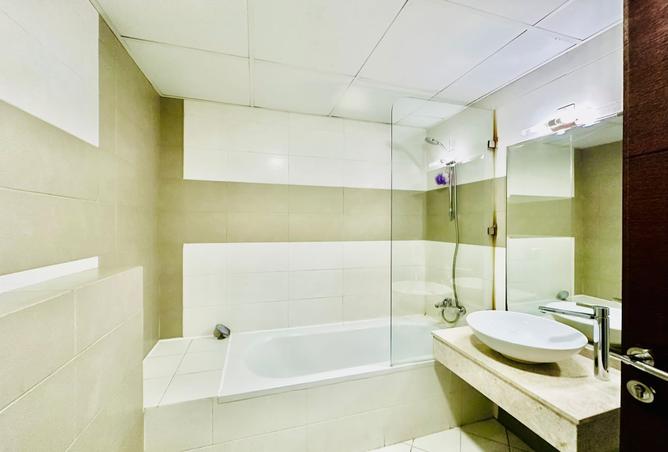 974856 - Property Image 2