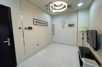 شقة - غرفة نوم - 1 حمام للايجار في الجنبية - المحافظة الشمالية