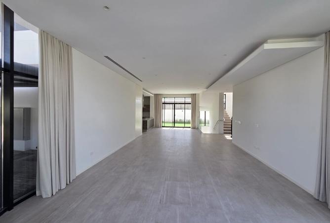 958295 - Property Image 2