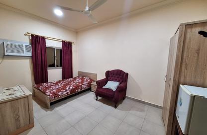Apartment - Studio - 1 Bathroom for rent in Jid Ali - Central Governorate