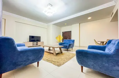 Apartment - 2 Bedrooms - 2 Bathrooms for rent in Al Juffair - Capital Governorate