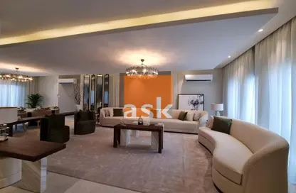 Living Room image for: Villa - 4 Bedrooms - 6 Bathrooms for sale in Busaiteen - Muharraq Governorate, Image 1