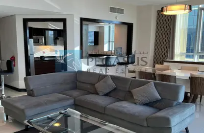 Apartment - 2 Bedrooms - 4 Bathrooms for rent in Al Juffair - Capital Governorate