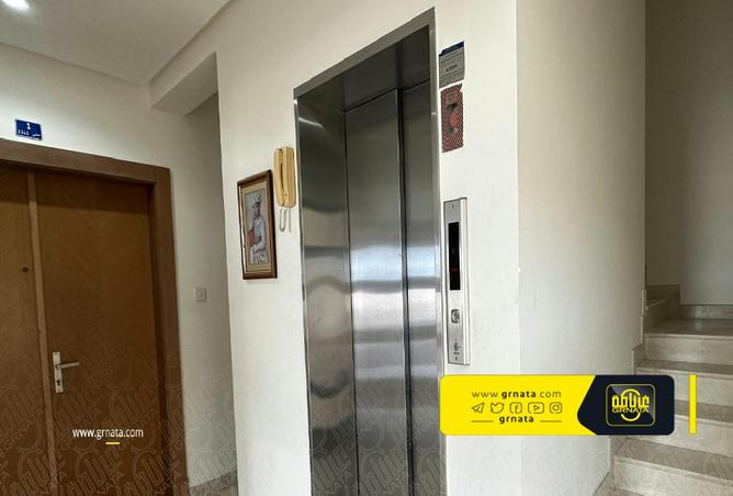 910308 - Property Image 3