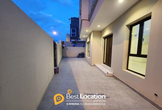 885556 - Property Image 3