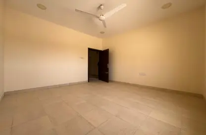 Apartment - 2 Bedrooms - 1 Bathroom for rent in Alhajiyat - Riffa - Southern Governorate