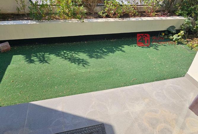 988627 - Property Image 3