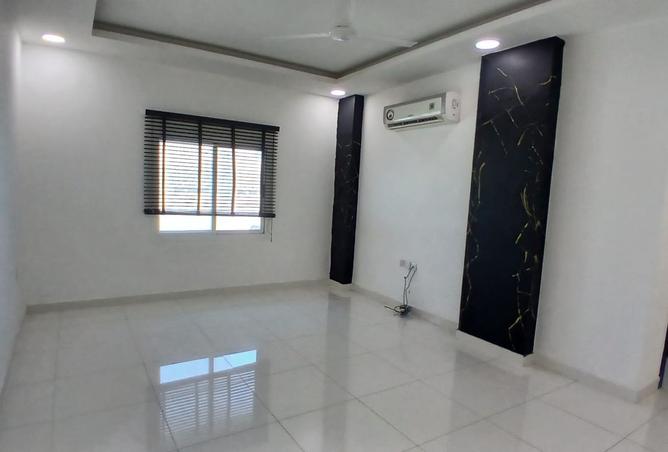 966917 - Property Image 2