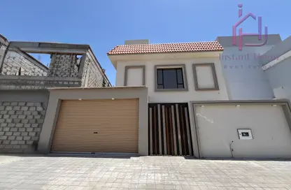 فيلا - 4 غرف نوم - 6 حمامات للبيع في شهركان - المحافظة الشمالية