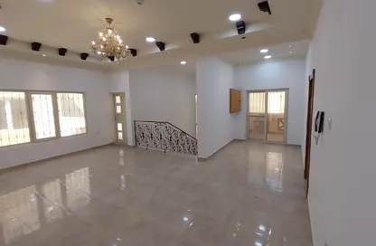 فيلا - 5 غرف نوم - 4 حمامات للايجار في سند - المحافظة الوسطى