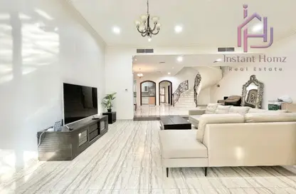 فيلا - 4 غرف نوم - 6 حمامات للايجار في البسيتين - المحرق