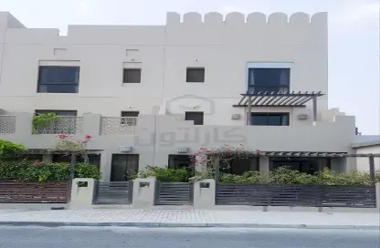 فيلا - 4 غرف نوم - 6 حمامات للبيع في شارع أمواج - أمواج - المحرق