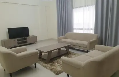 Apartment - 2 Bedrooms - 2 Bathrooms for rent in Al Juffair - Capital Governorate