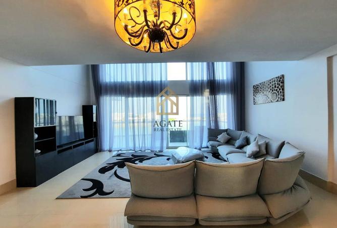 969216 - Property Image 2