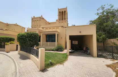 فيلا - 4 غرف نوم - 5 حمامات للايجار في سار - المحافظة الشمالية