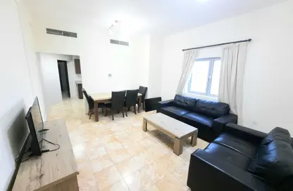 Apartment - 2 Bedrooms - 2 Bathrooms for rent in Al Juffair - Capital Governorate