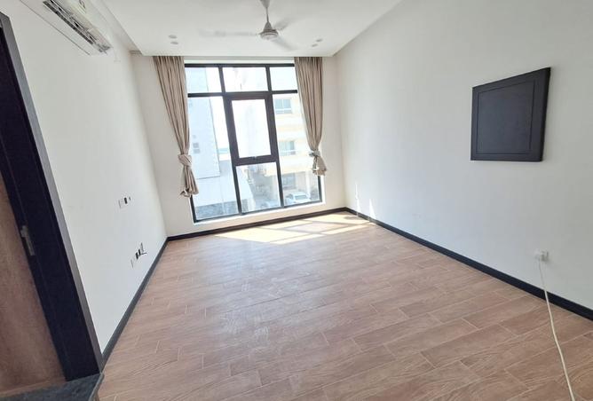 979220 - Property Main Image