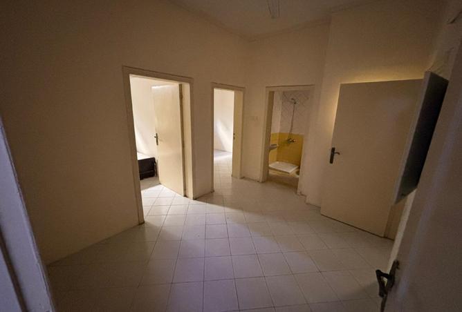 971422 - Property Image 2