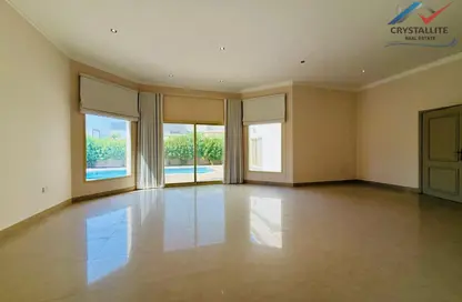 فيلا - 4 غرف نوم - 4 حمامات للايجار في الجنبية - المحافظة الشمالية