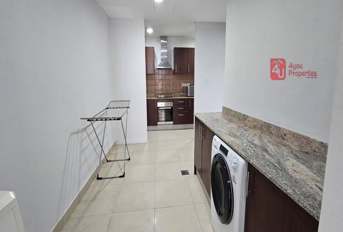 980517 - Property Image 2