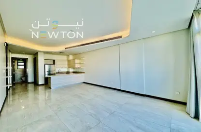 Apartment - 3 Bedrooms - 4 Bathrooms for rent in Mahooz - Manama - Capital Governorate