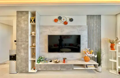 Apartment - 2 Bedrooms - 3 Bathrooms for sale in Canal View - Dilmunia Island - Muharraq Governorate