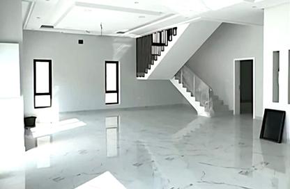 Villa - 4 Bedrooms - 5 Bathrooms for sale in Hidd - Muharraq Governorate