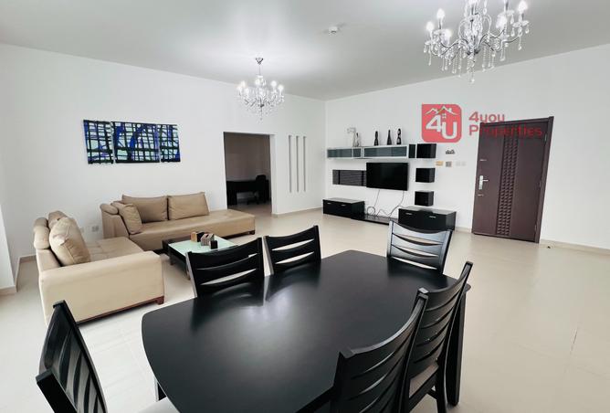 987315 - Property Image 2