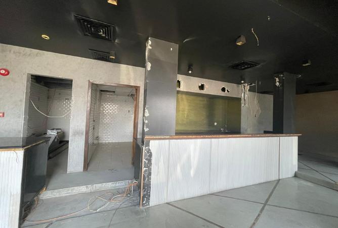 983923 - Property Image 2