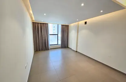 Apartment - 2 Bedrooms - 2 Bathrooms for rent in Hidd - Muharraq Governorate